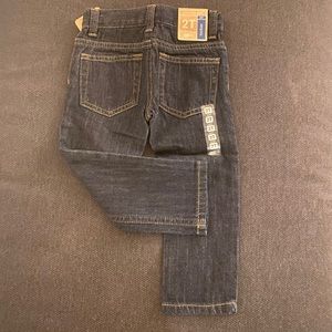 NWT. BOYS-2T JEANS WITH ADJUSTABLE WAIST.